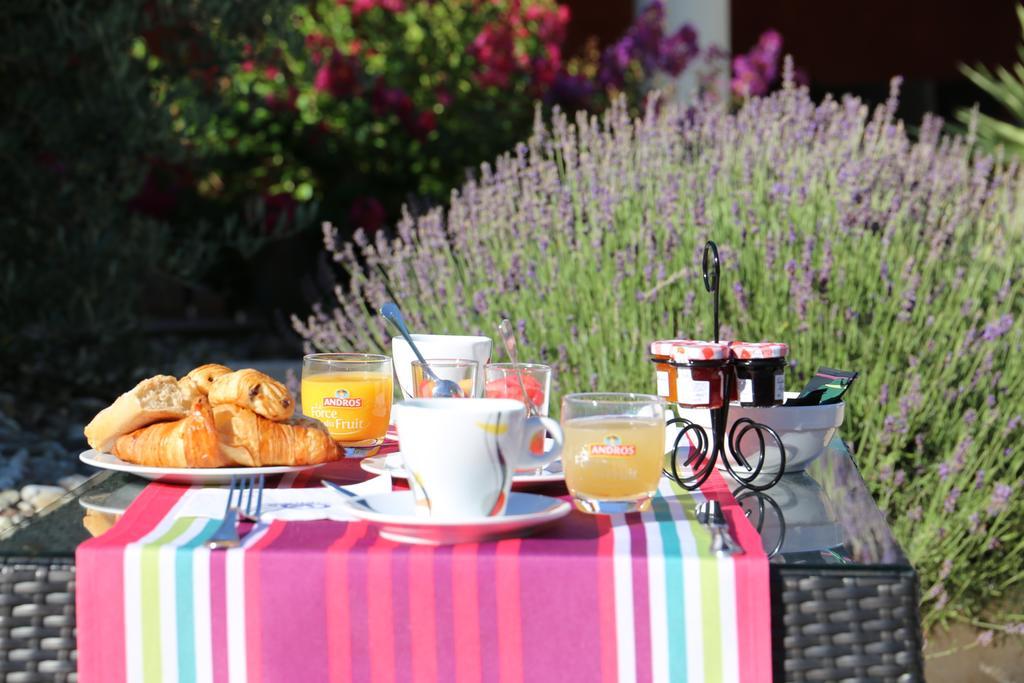 Malafretaz The Originals Boutique, Hotel Le Pillebois, Bourg-En-Bresse Nord מראה חיצוני תמונה